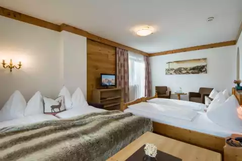 04_landhaus_zillertal_familienzimmer